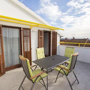 https://apartments-and-rooms-irena.in-istria.net